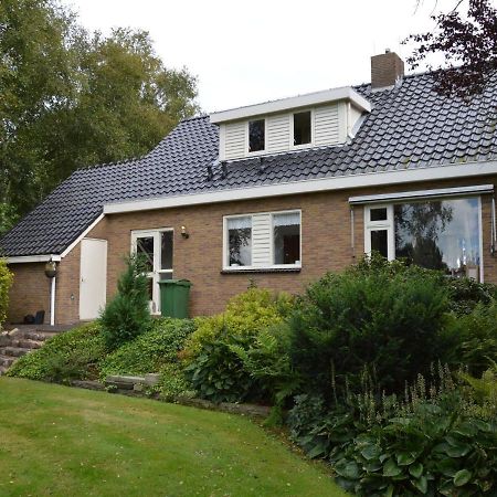 Cozy Vacation Home With A Private Garden Mantinge Eksteriør billede