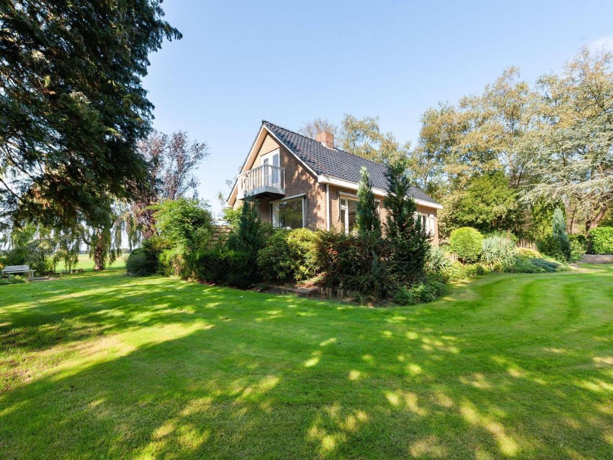 Cozy Vacation Home With A Private Garden Mantinge Eksteriør billede