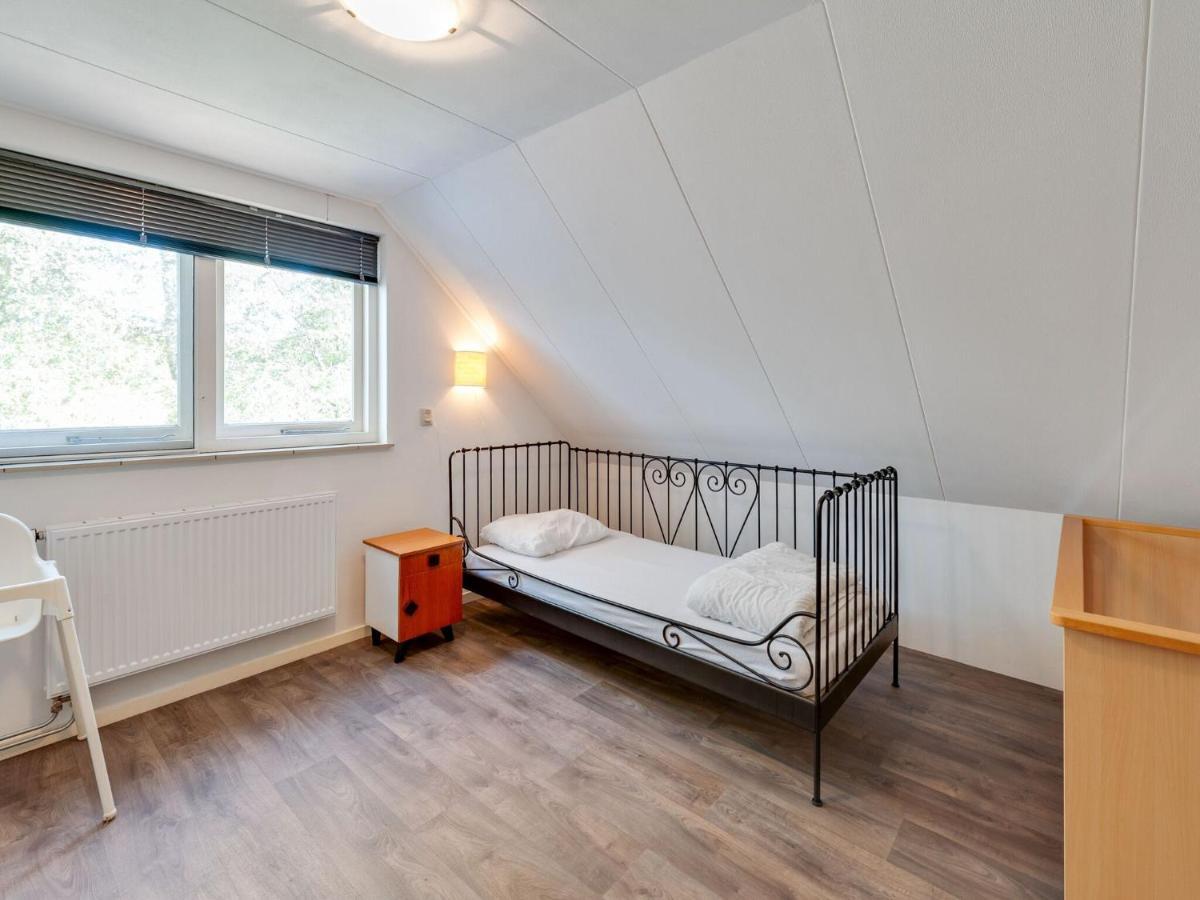 Cozy Vacation Home With A Private Garden Mantinge Eksteriør billede