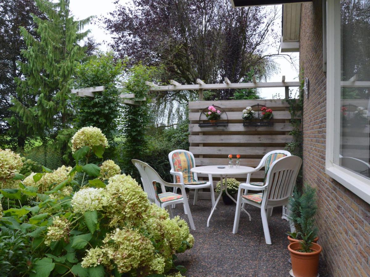 Cozy Vacation Home With A Private Garden Mantinge Eksteriør billede